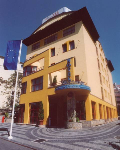 Hotel Mediterran Budapest Exteriör bild